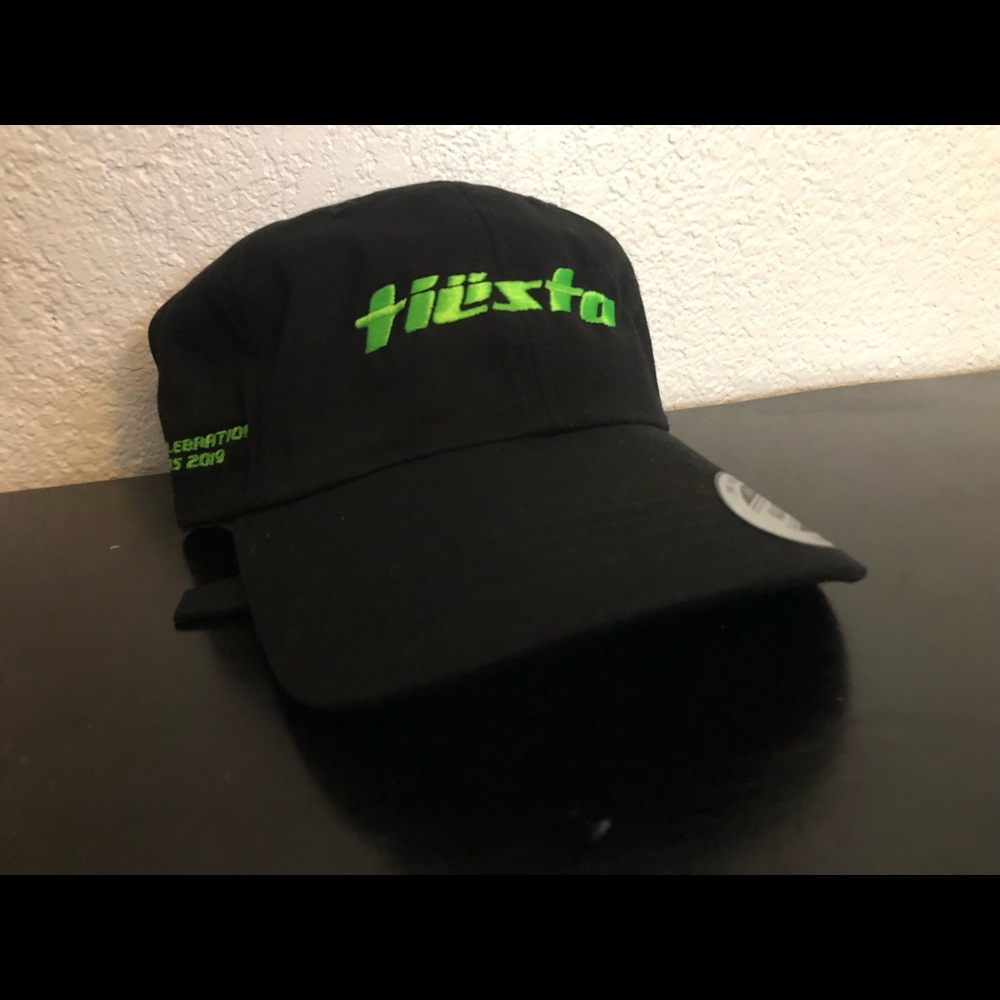Dad cap, Dj Tiesto hat